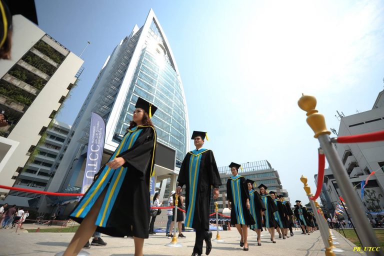 graduateth พิธีประสาทปริญญาบัตร ประจำปีการศึกษา 2560 มหาวิทยาลัยหอการค้าไทย UTCC