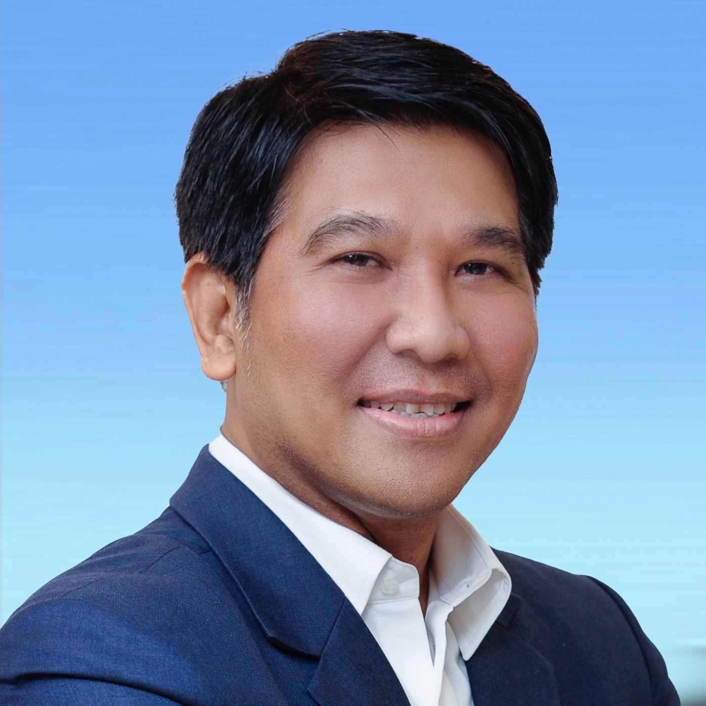 ผู้บริหาร ม.หอการค้าไทย รองศาสตราจารย์ ดร.ธนวรรธน์ พลวิชัย อธิการบดี ม.หอการค้าไทย