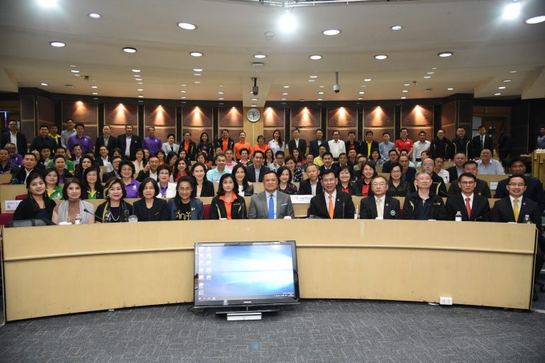 DSC_7854_resize บรรยายพิเศษ รมต.
