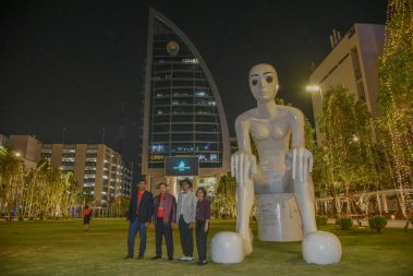 นิทรรศการศิลปะกลางแจ้ง “ฝันค้าง กลางสุข Outdoor Art Exhibition “Lingering Reverie”