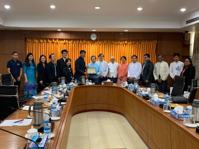 มกค. เจรจาความร่วมมือทางวิชาการ กับ หอการค้าเมียนมาร์