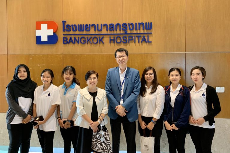 เด็กหอการค้า 8 ปฐมนิเทศหลักสูตรผู้ช่วยฟื้นฟู รุ่น 1