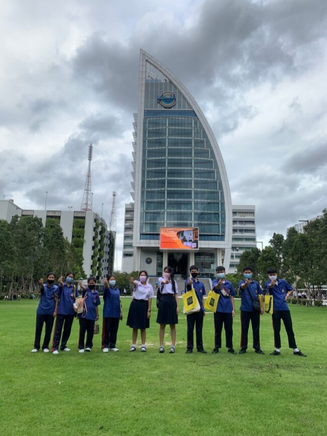 UTCC เปิดบ้านรับน้องทุกวันจร้าาาา