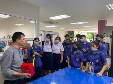 UTCC เปิดบ้านรับน้องทุกวันจร้าาาา