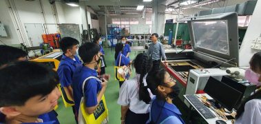 UTCC เปิดบ้านรับน้องทุกวันจร้าาาา