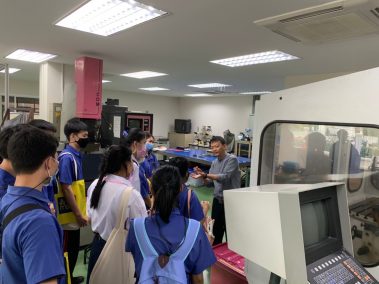 UTCC เปิดบ้านรับน้องทุกวันจร้าาาา