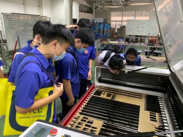 UTCC เปิดบ้านรับน้องทุกวันจร้าาาา