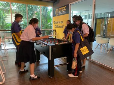 UTCC เปิดบ้านรับน้องทุกวันจร้าาาา