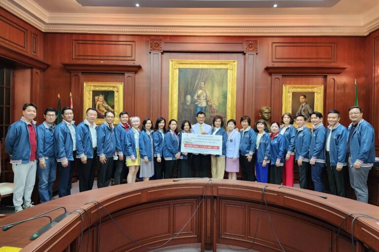ภาพไปบริจาค ศิริราช 10
