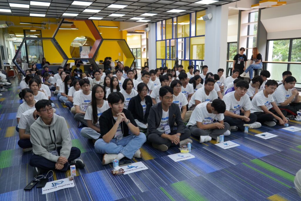 LINE_ALBUM_กิจกรรม FE Bootcamp _4_250513_2_0