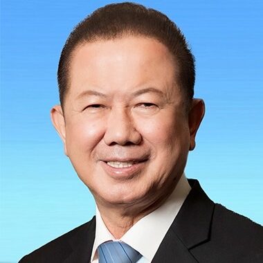 กรรมการสภาฯ ม.หอการค้าไทย นายสนั่น อังอุบลกุล ที่ปรึกษากิตติมศักดิ์สภามหาวิทยาลัย